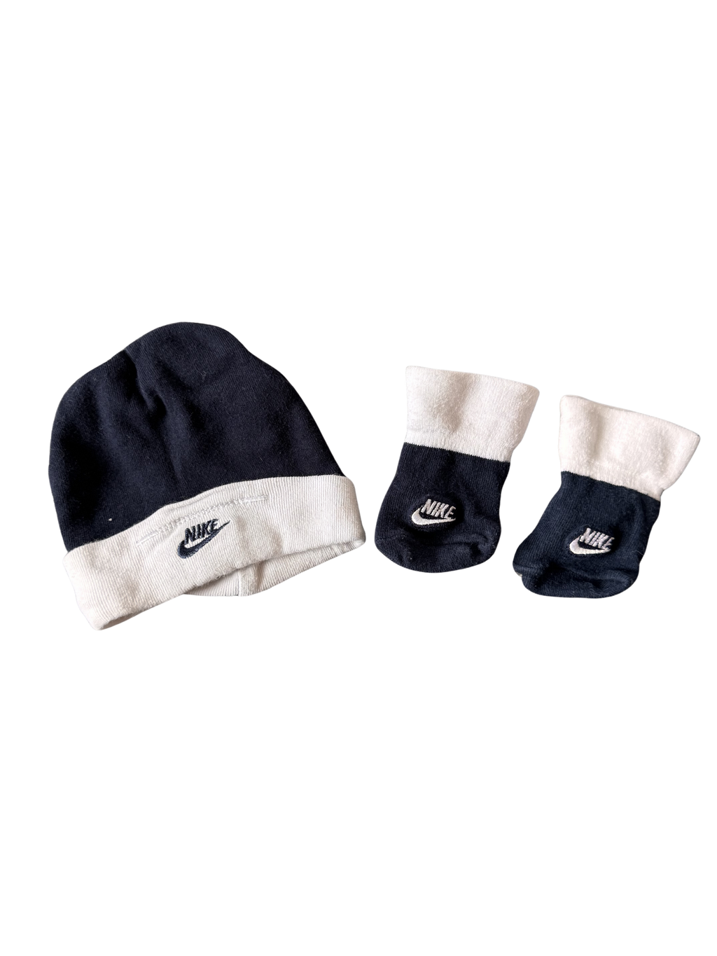 Boys Nike Hat & Bootie Set
